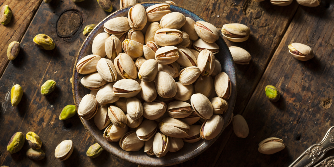 Raw pistachio nuts