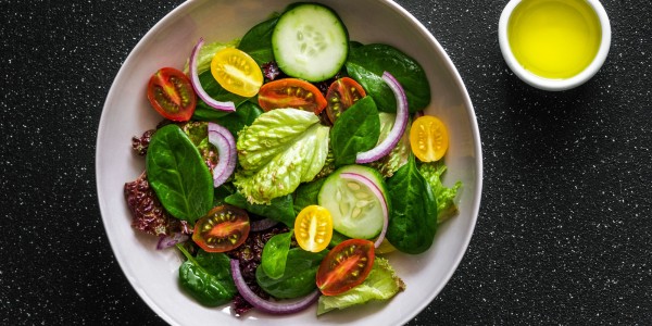 Lettuce, spinach, cherry tomatoes and onion