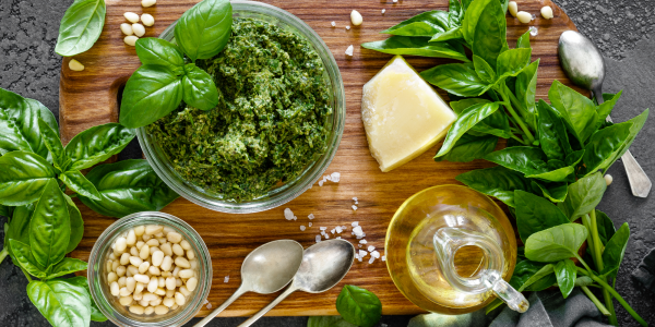 Pesto sauce for spaghetti and pasta